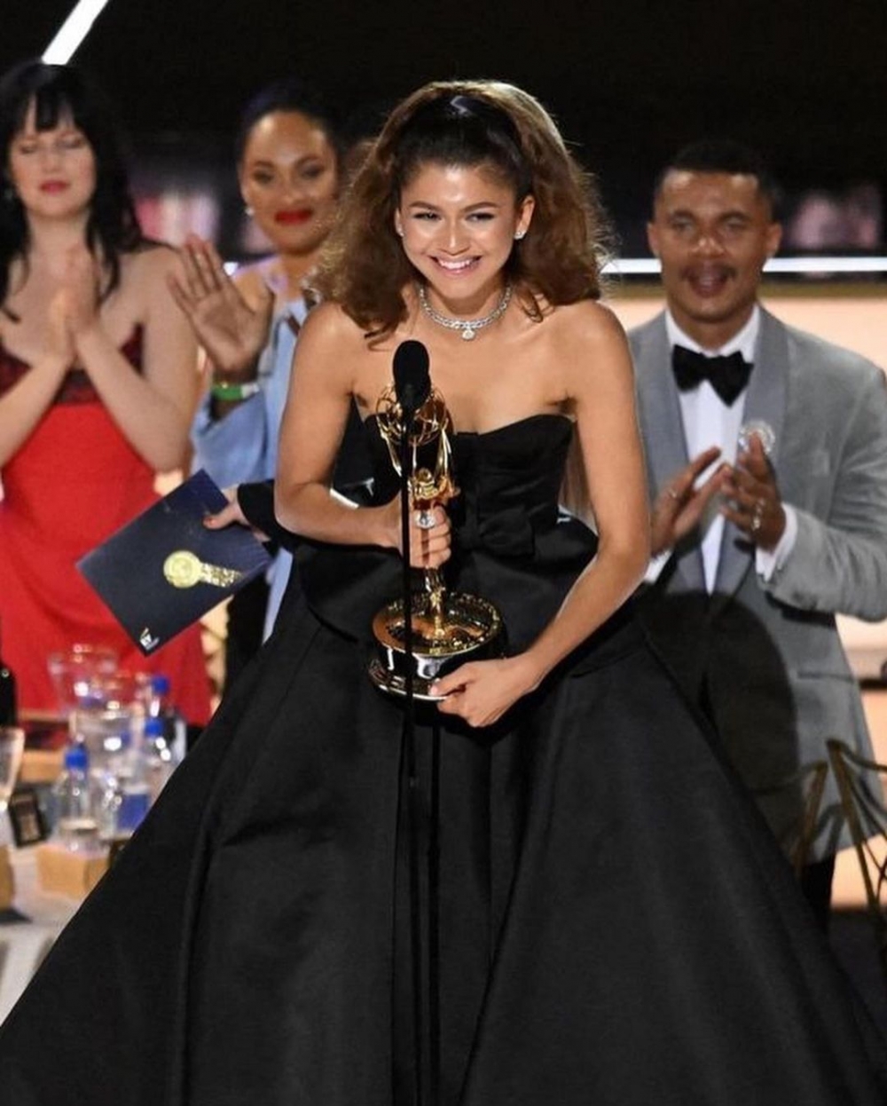 她這次再次獲得大獎的殊榮。