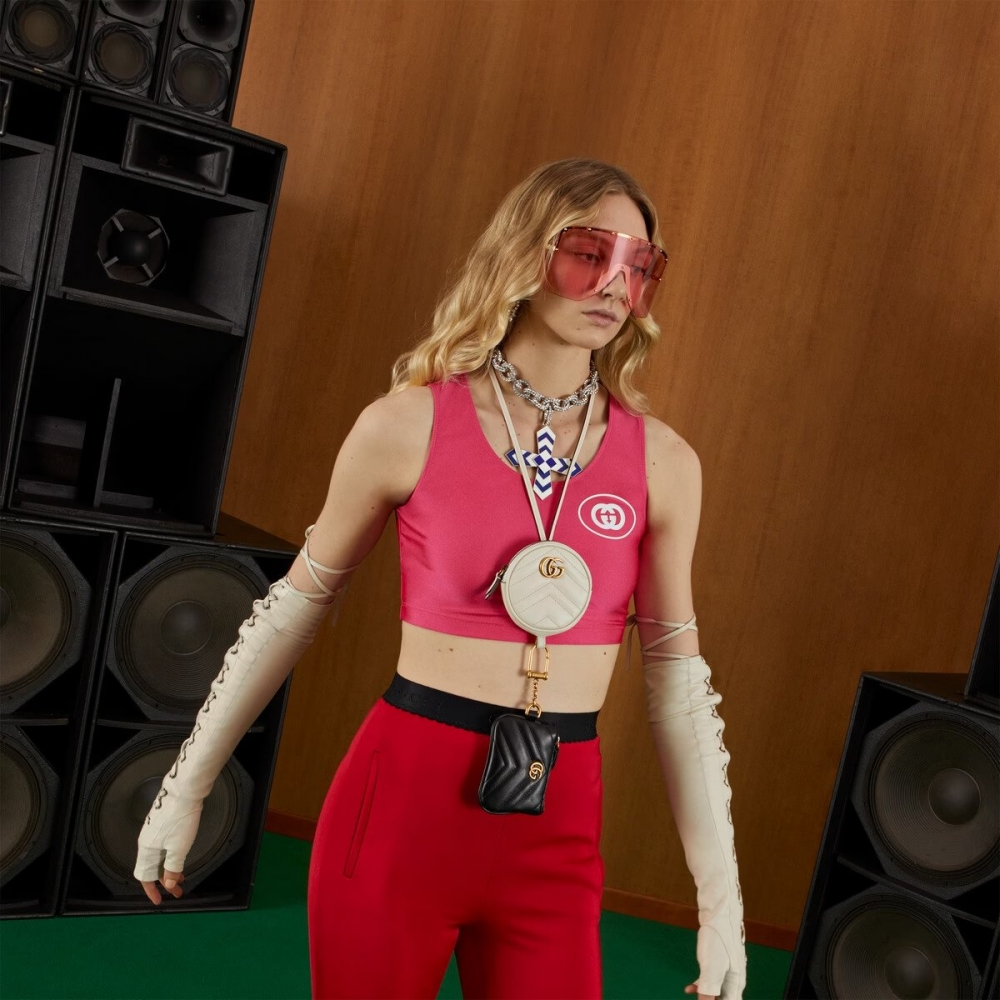 時髦造型也默默為你的穿搭加分。