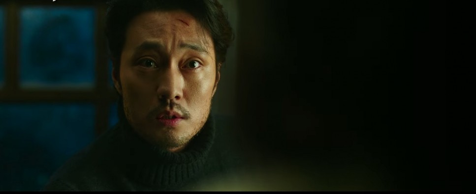 由蘇志燮主演的劉旻浩一角成為了殺人案的嫌疑人。