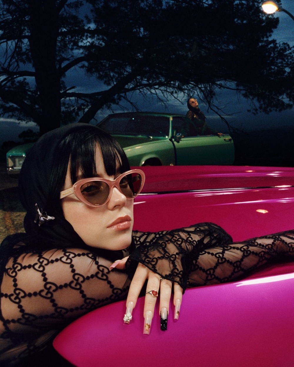 融合復古魅力與現代精緻的氣息。