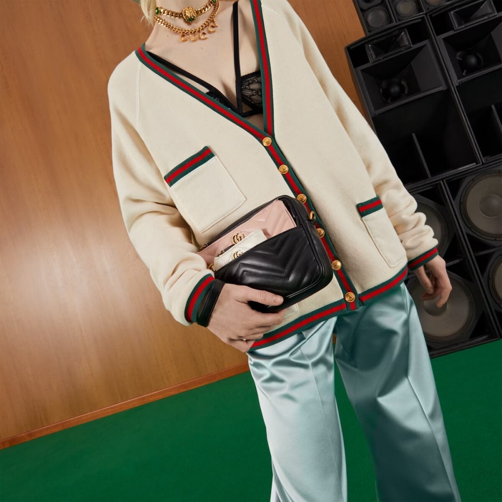 在Gucci之中登場的可愛小包。