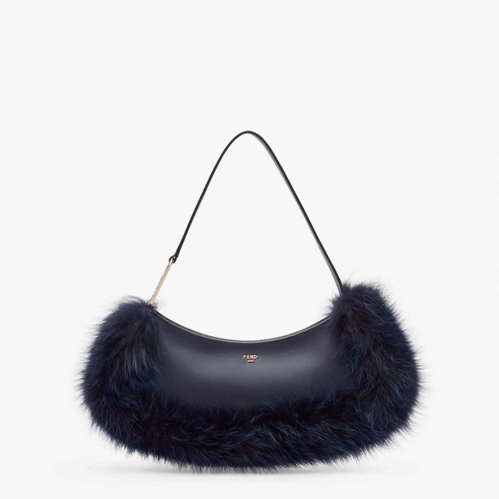 這款Fendi O’Lock Swing也十分迷人。