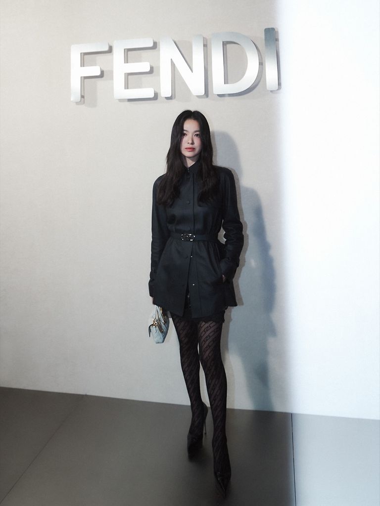 FENDI品牌大使宋慧喬出席。