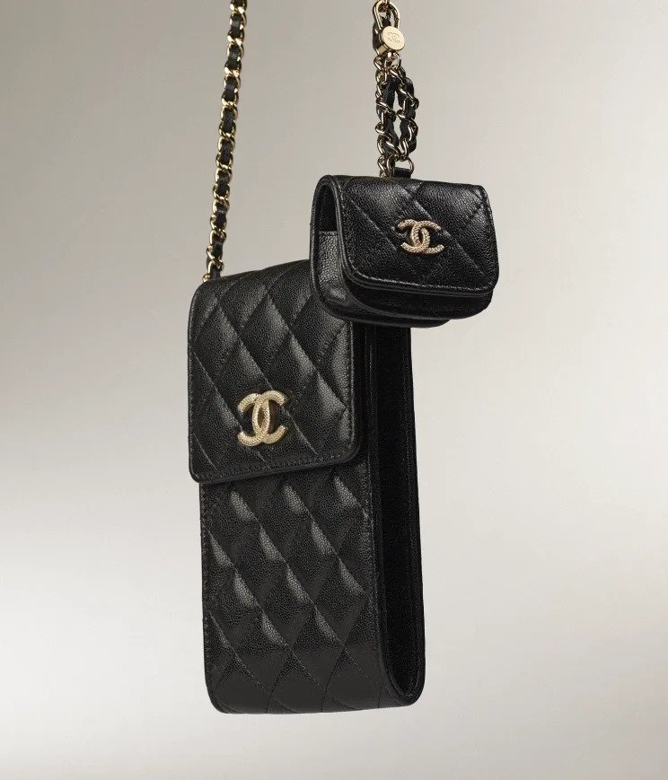 CHANEL Phone & Airpods Pro Case With Chain