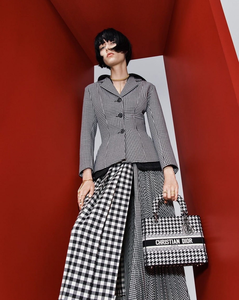 今年的秋冬新款上架,你也會喜歡的優雅設計。