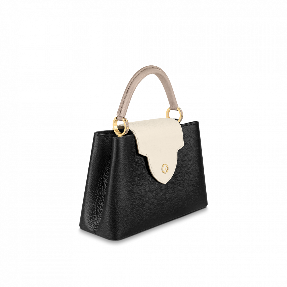 採用Taurillon皮革製作而成。