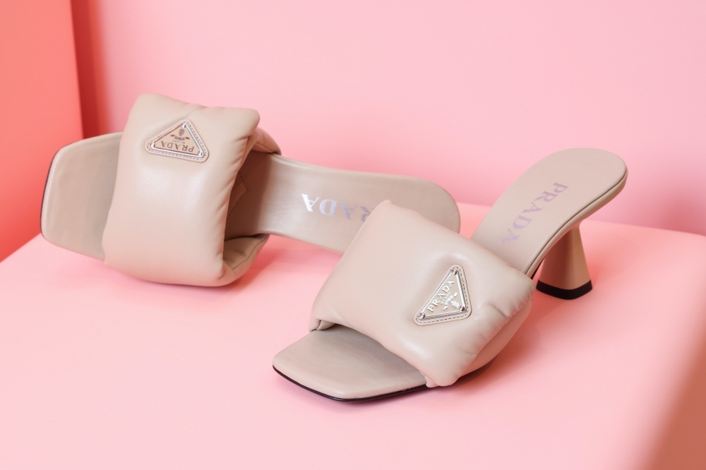 蓬鬆的觸感,融入在每一件單品裡。