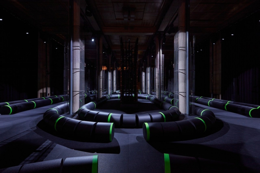 這次的秀場設計也很獨特。