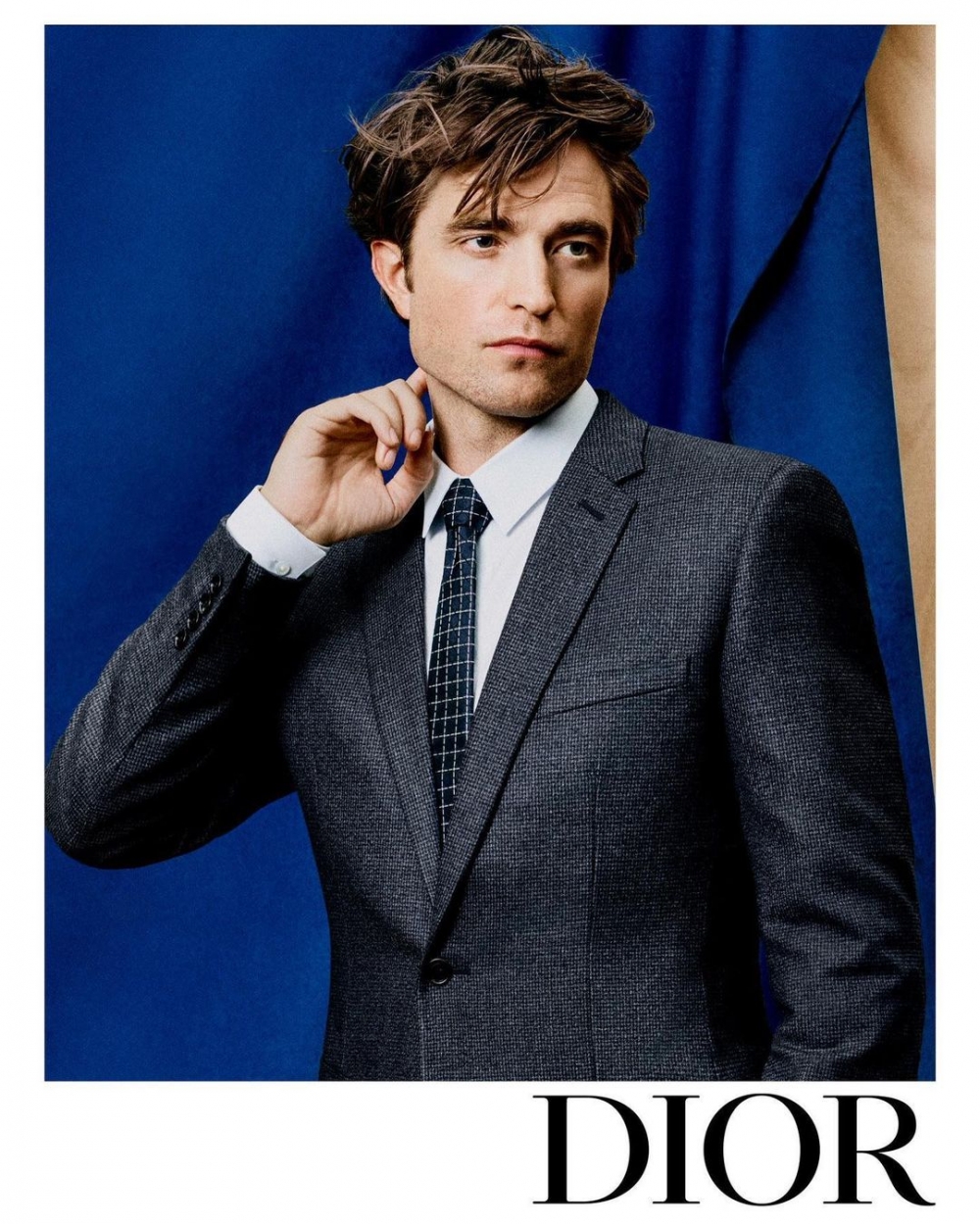 他帥氣的詮釋這次的時尚大片。