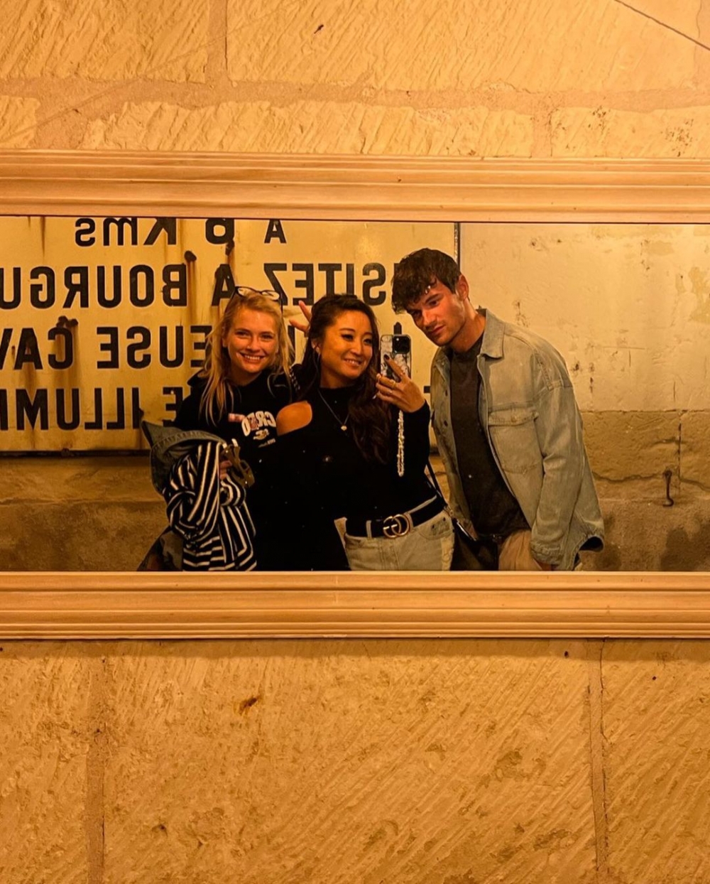 他這次在劇中飾演Nicolas de Leon。