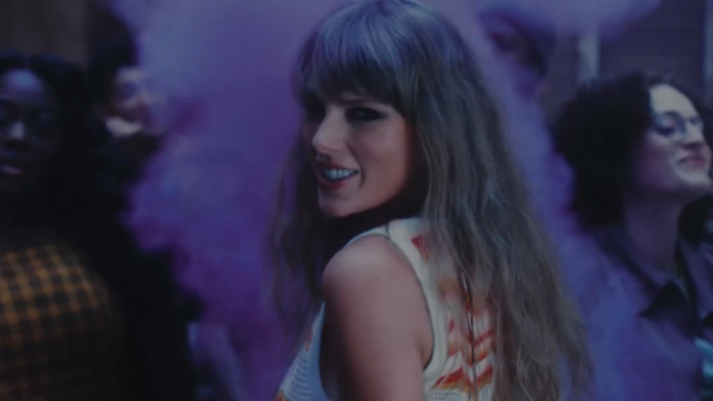 甜言蜜語是艱困生活中很好的調味劑。