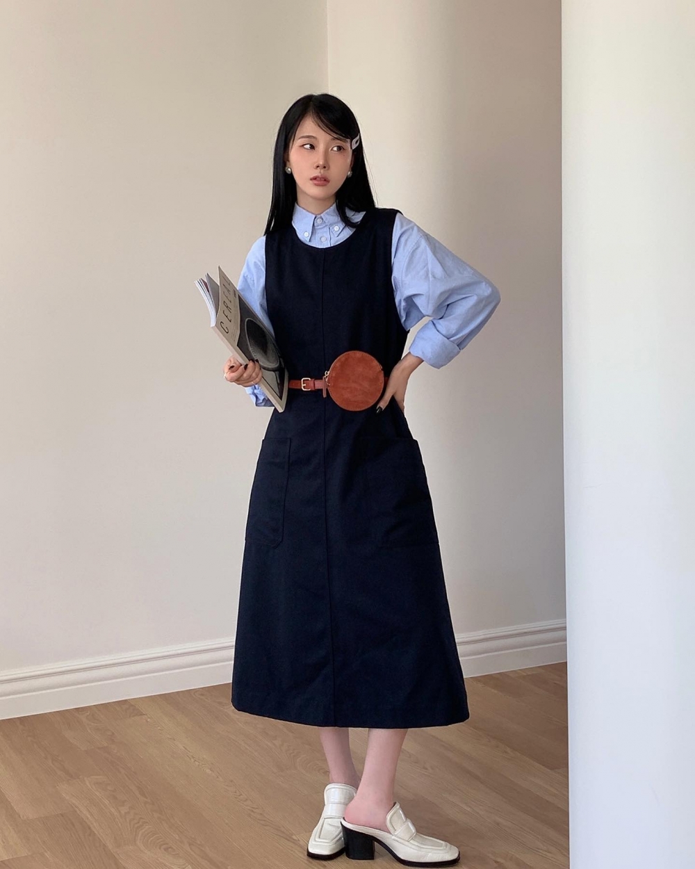 氣質小姊姊的穿搭也是能筆記起來的穿搭。