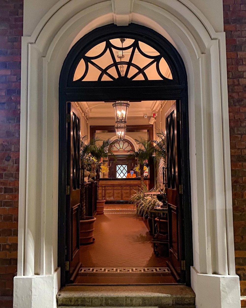 如果你想到昔日的英格蘭走一趟,不妨踏入這古典餐廳。