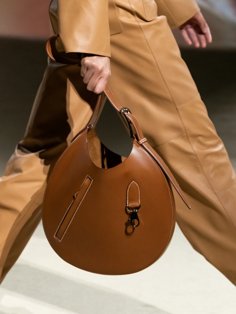 動感撫媚般的高級工藝。