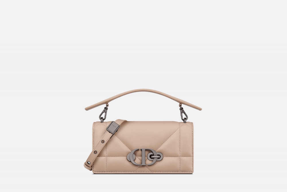 配有手柄的嶄新風貌。