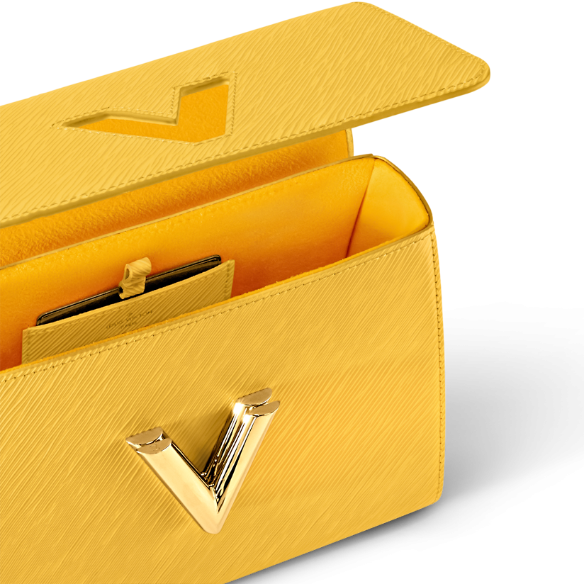 打開手袋也能看見附上的鏡子。