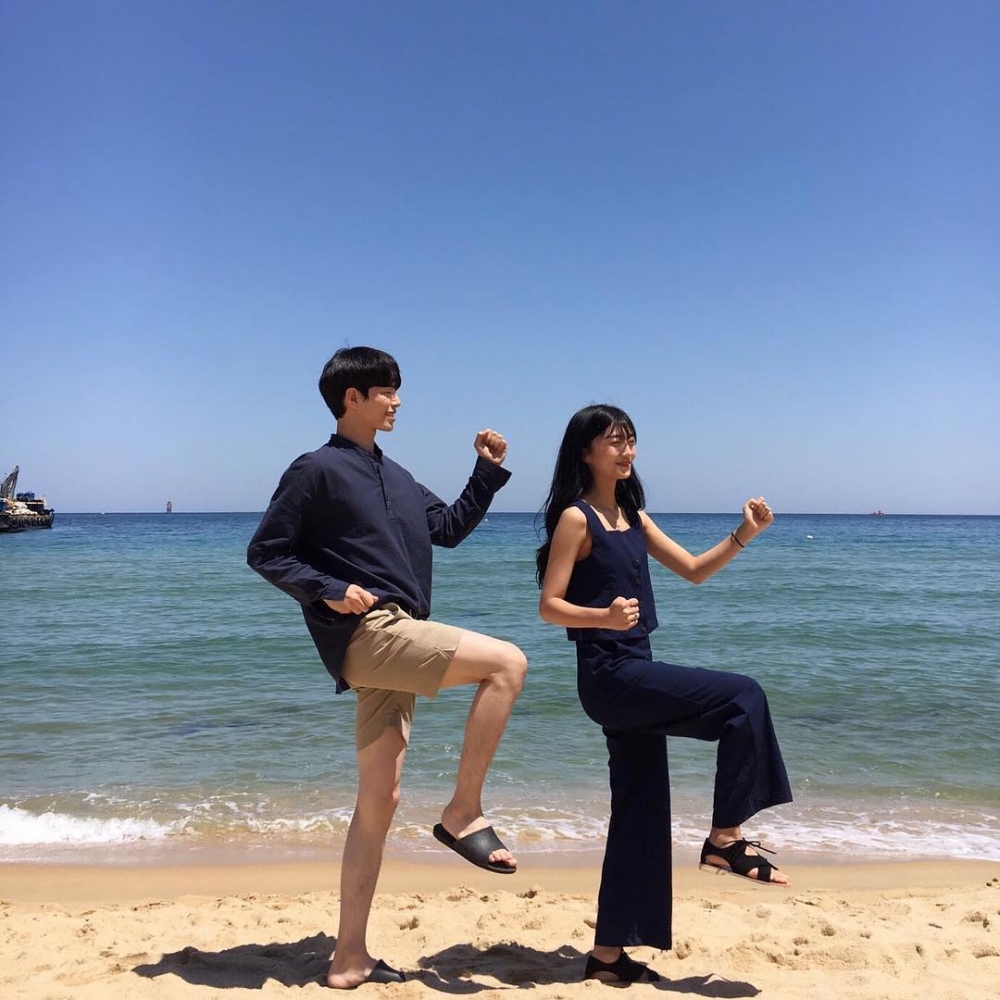 我們總會和對方做各種傻傻的行為。