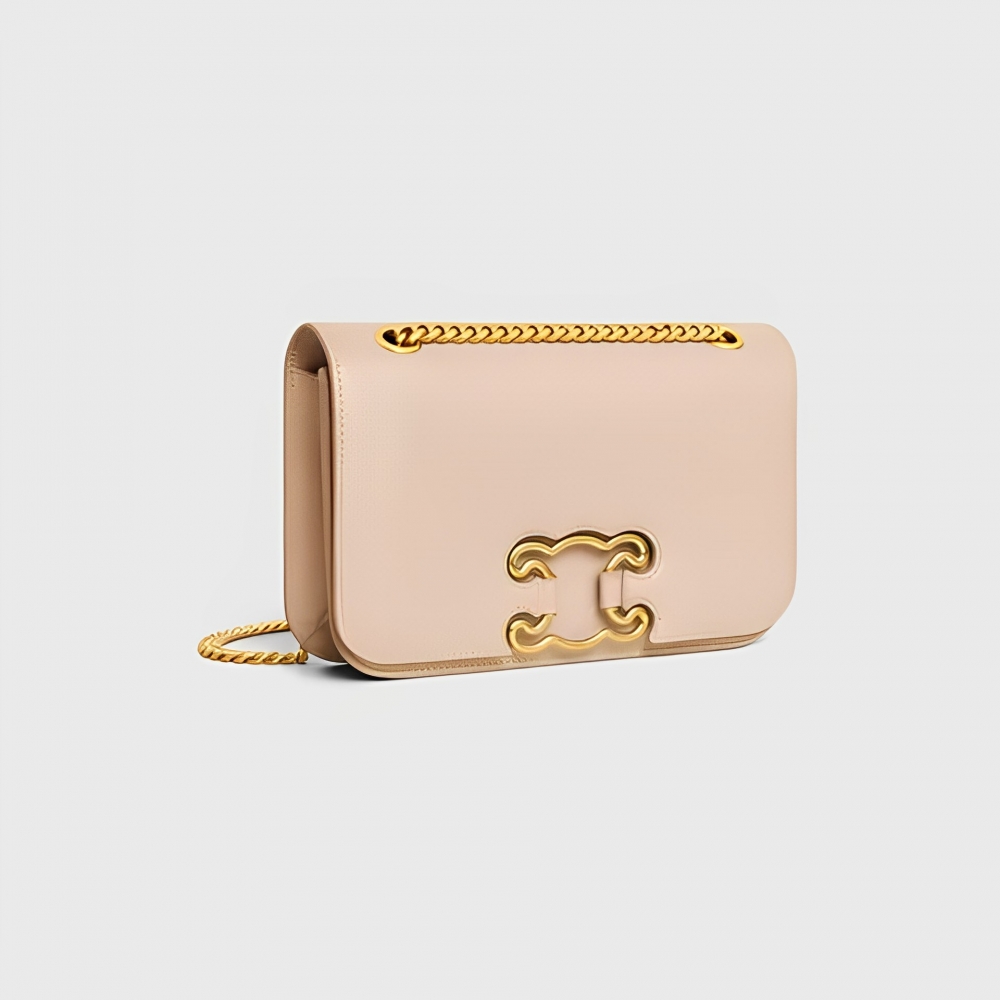 還有推出迷人的裸色款式。