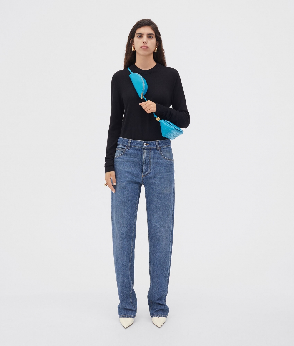 成為你穿搭中的亮眼焦點。