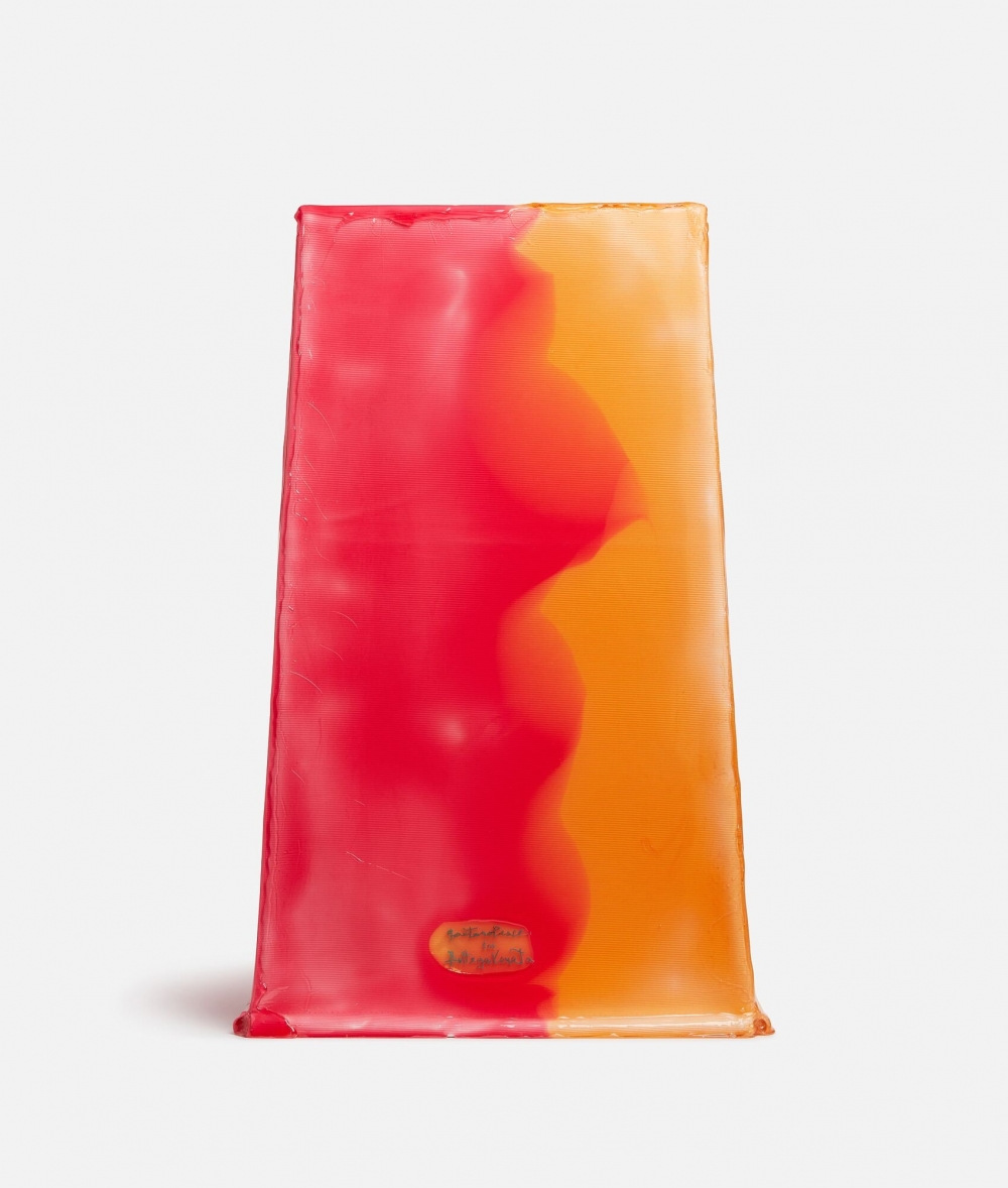 鮮豔的顏色也默默為空間帶來溫暖氛圍。