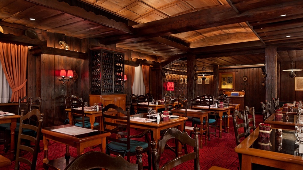 這間餐廳很像歐洲童話中的小木屋。