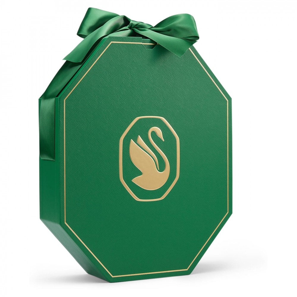 以綠色八角寶盒獻上祝福