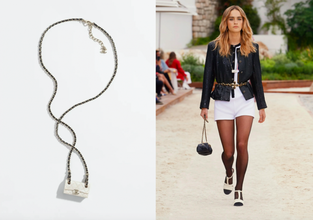 白色款式的Long Necklace。