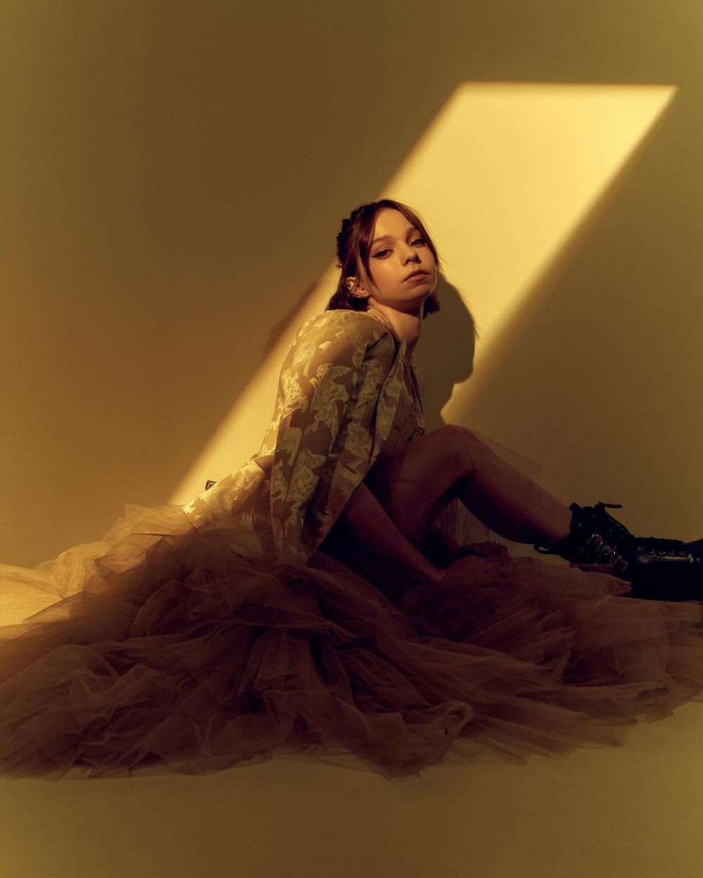 接演此劇之後，她也開始接受時尚雜誌的訪問。