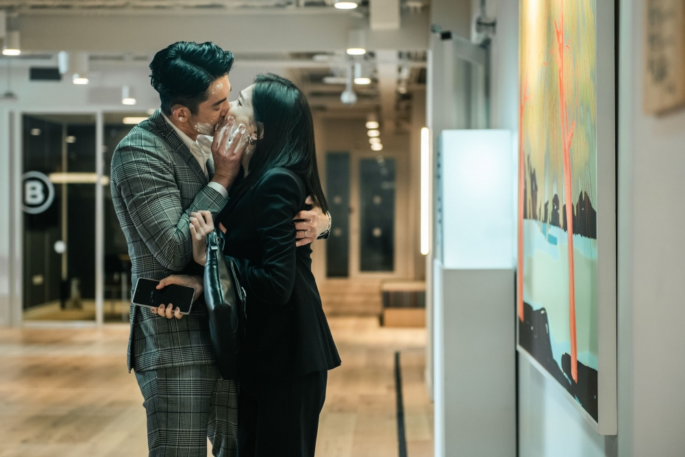 這部電視劇揭露了很多社會黑暗面，很值得一看。