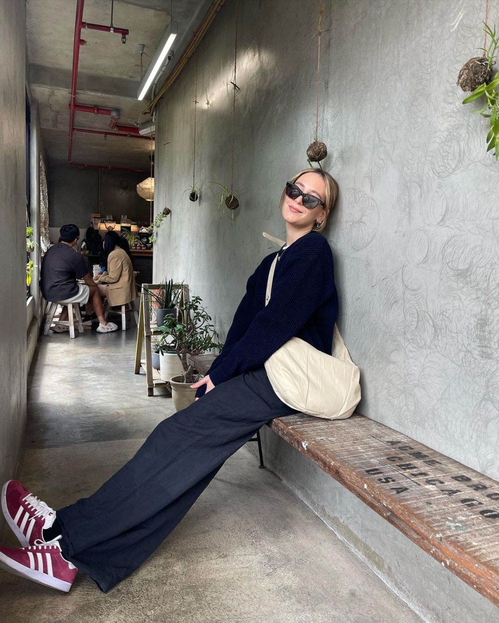 休閒的穿搭也是日常中的參考方向。