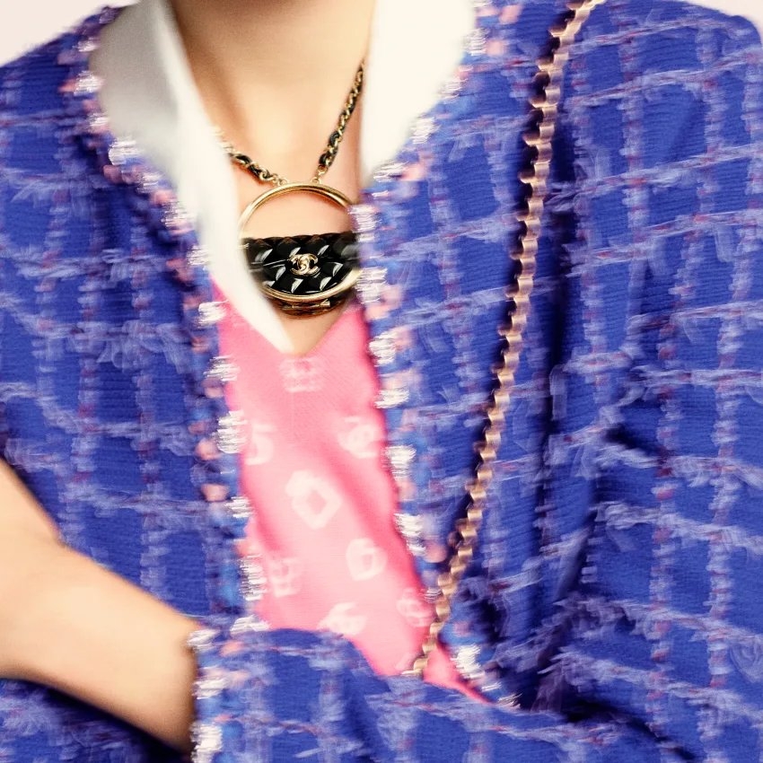 在CHANEL新季之中，連首飾都相當精彩。