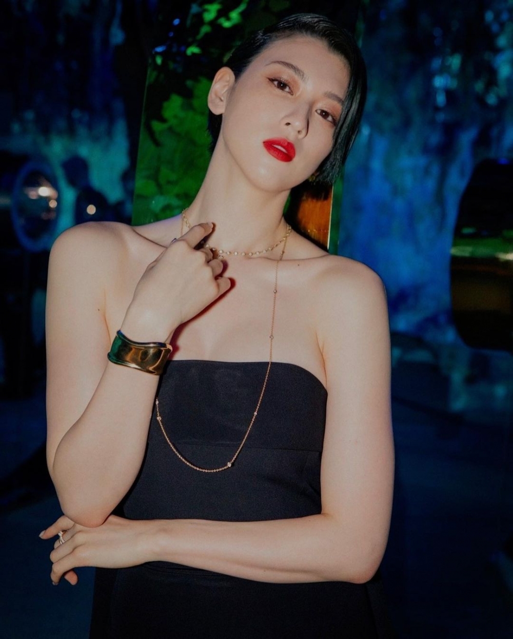 在Tiffany & Co.活動中經常能見到三吉彩花