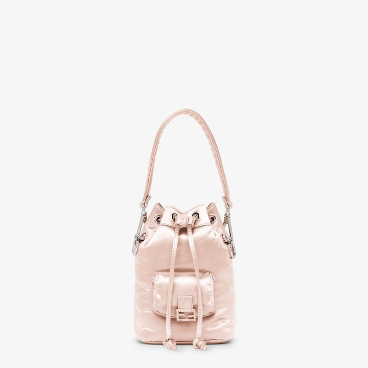 這款Mon Tresor的設計相當特別。