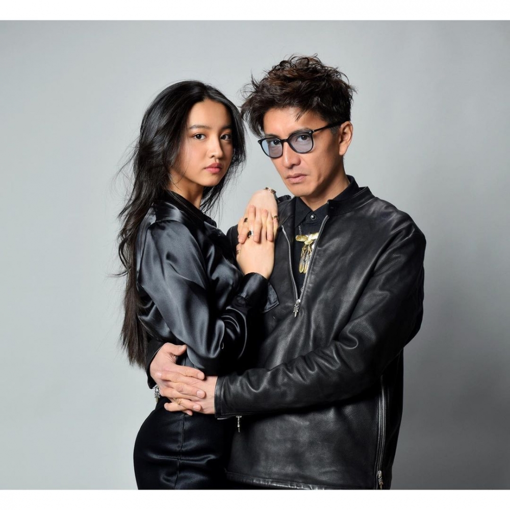 兩父女也是模特兒氣質。