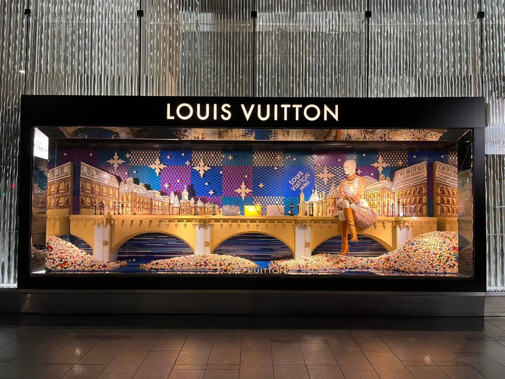 巴黎美景在聖誕節氣氛下,更浪漫。