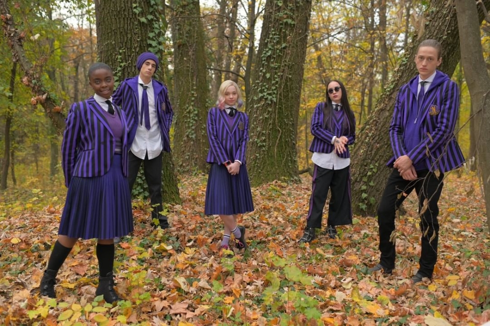 她是Wednesday的室友。