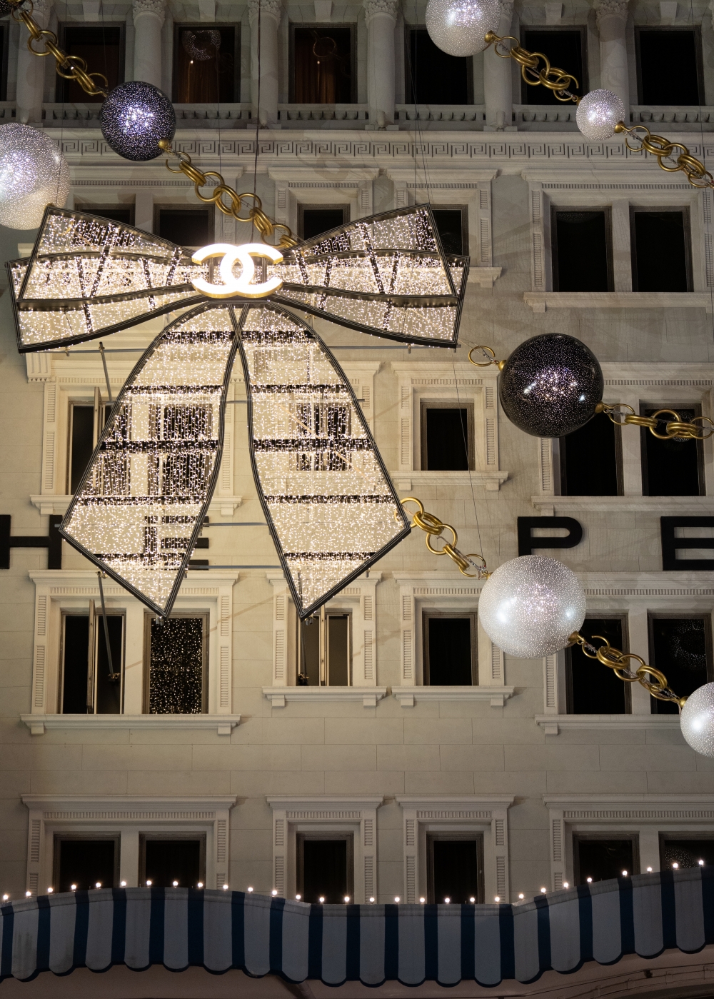 優雅的蝴蝶結為酒店帶來唯美氛圍。