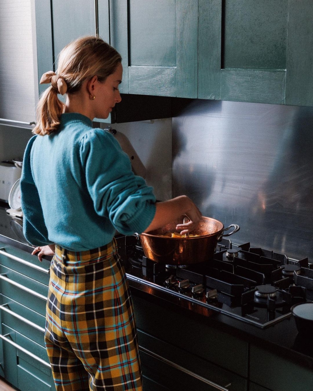 能挑選格紋的單品。