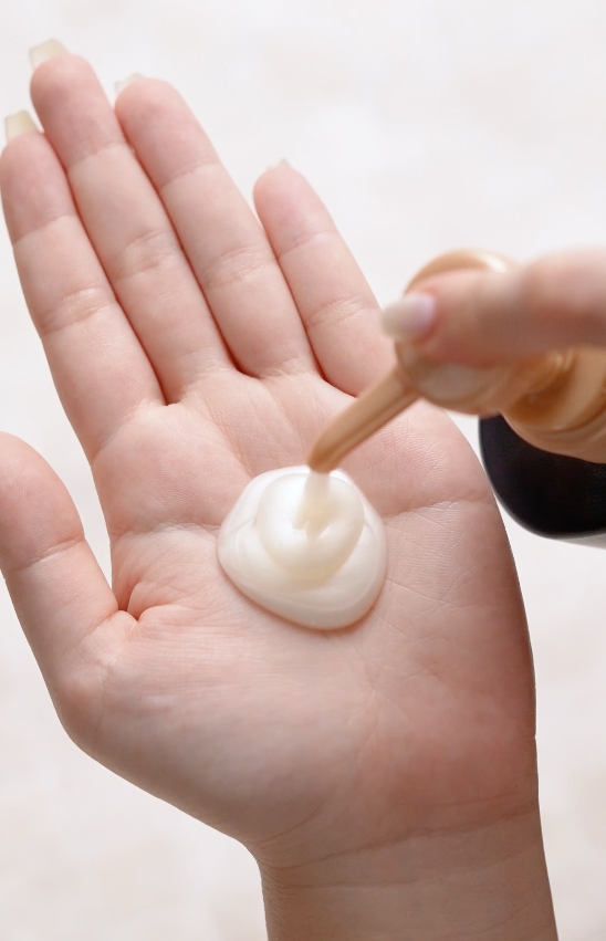 視髮絲如肌膚般矜貴，TSUBAKI洗護產品蘊含多種不同的美容成分。