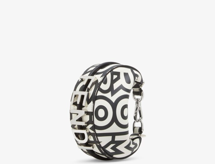 小巧可愛的Nano Fendigraphy。