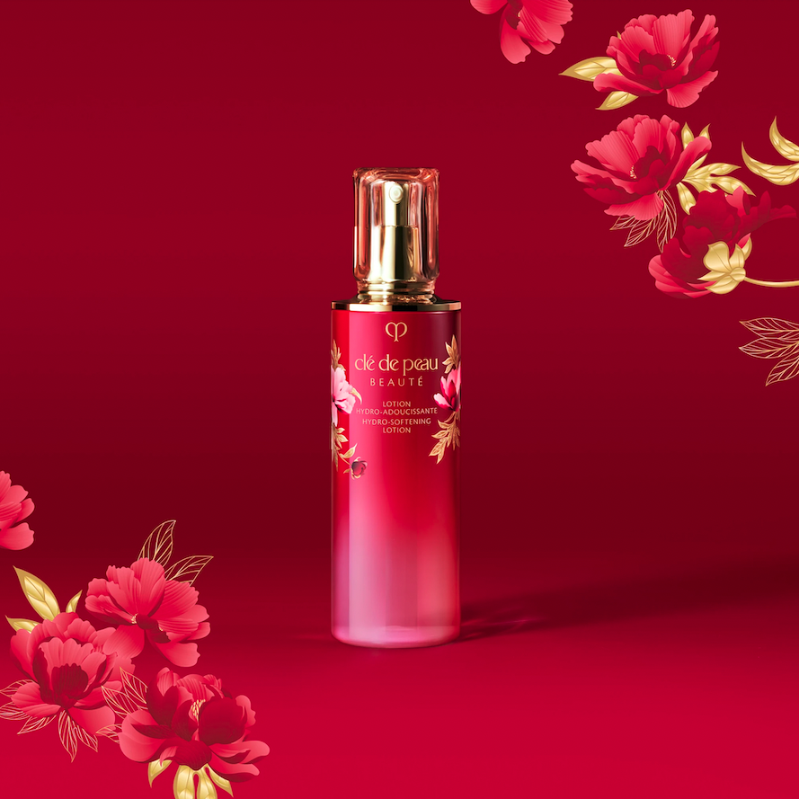 鉑鑽凝亮柔膚水 - 芳紀珍藏版 HK$1,100/250ML ，標準版HK$900/170ML