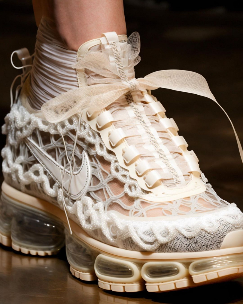 加入緞帶的設計也非常夢幻。