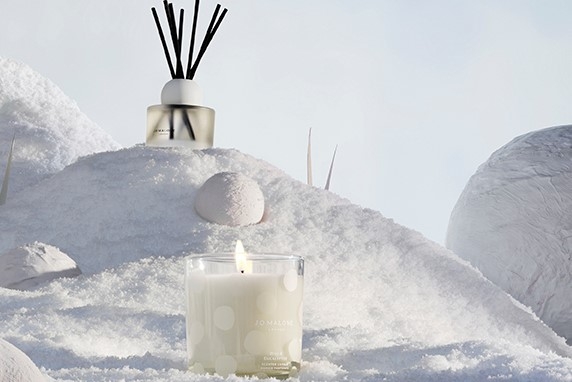 編輯一定都有燃點JML香薰蠟燭的習慣,聖誕限定版又怎可錯過呀?