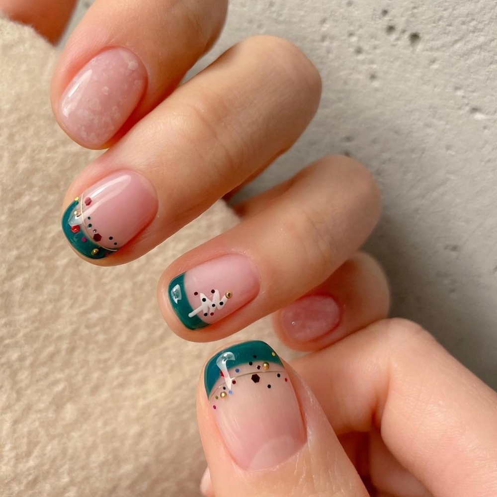 指尖簡約聖誕彩球