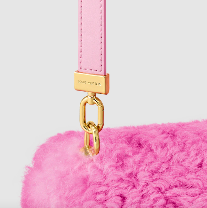 細節之處也藏有Louis Vuitton字樣。