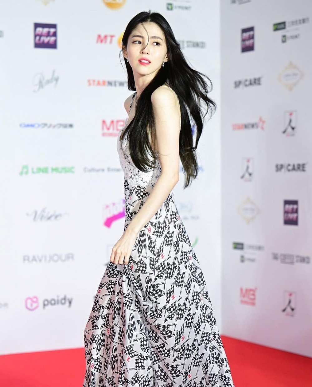 韓韶禧令人著迷的仙氣優雅氣質。