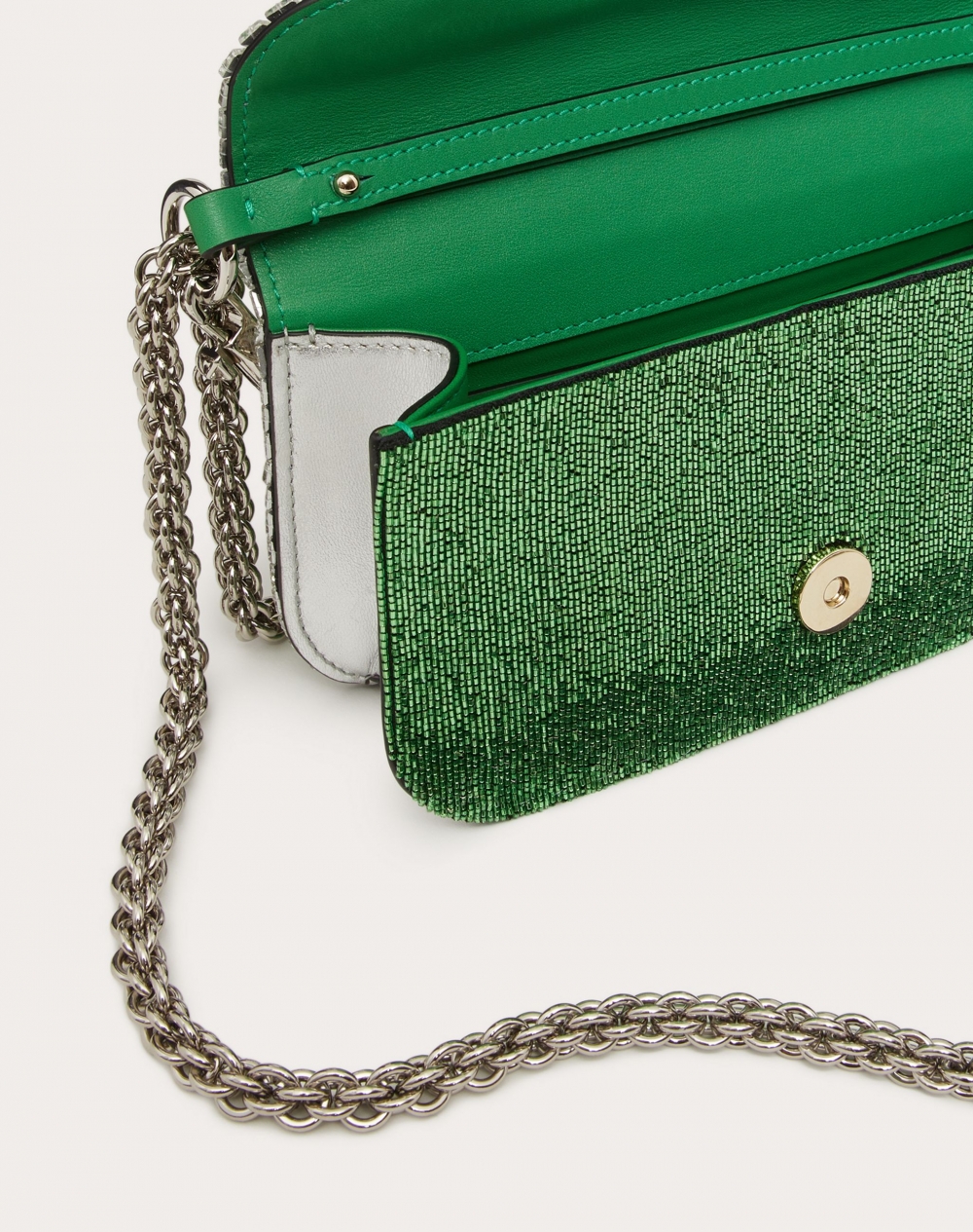 恰到好處的高調與派對氛圍