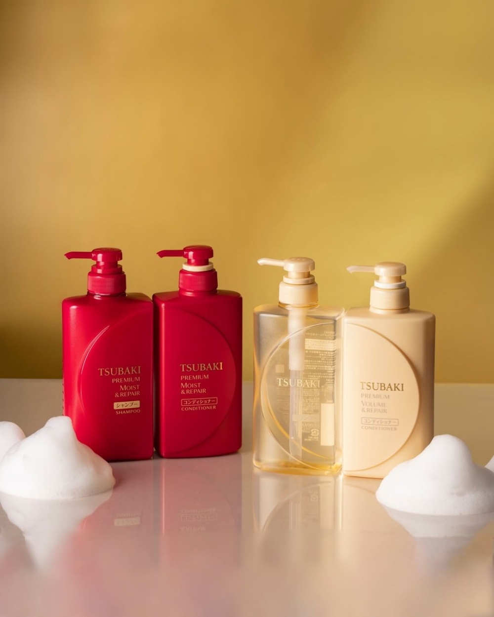 【紅】山茶花極致水潤修護系列及【金】山茶花極致豐盈修護系列同樣全面升級，修護效果更強更快。