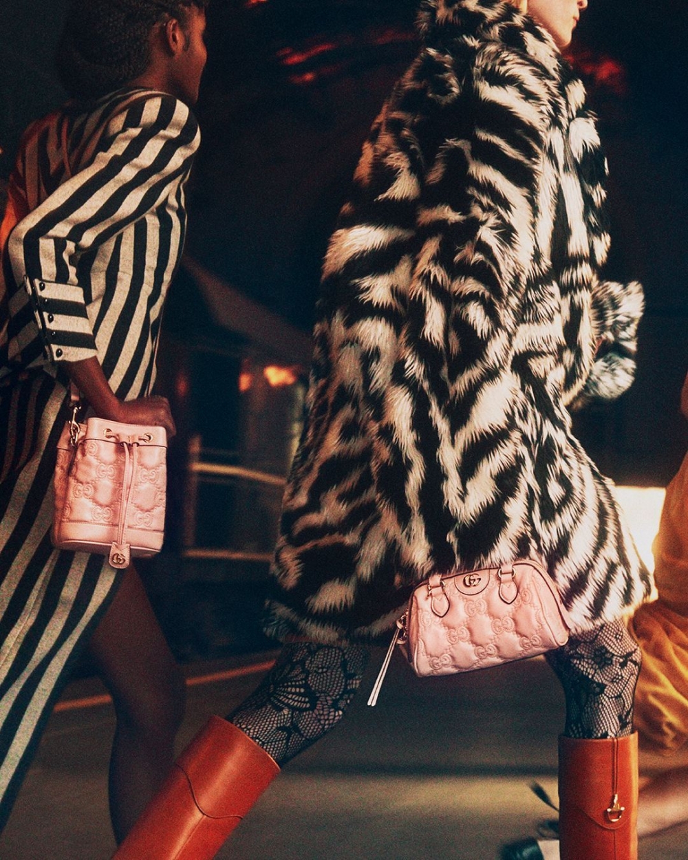 Gucci全新推出一系列粉紅手袋。