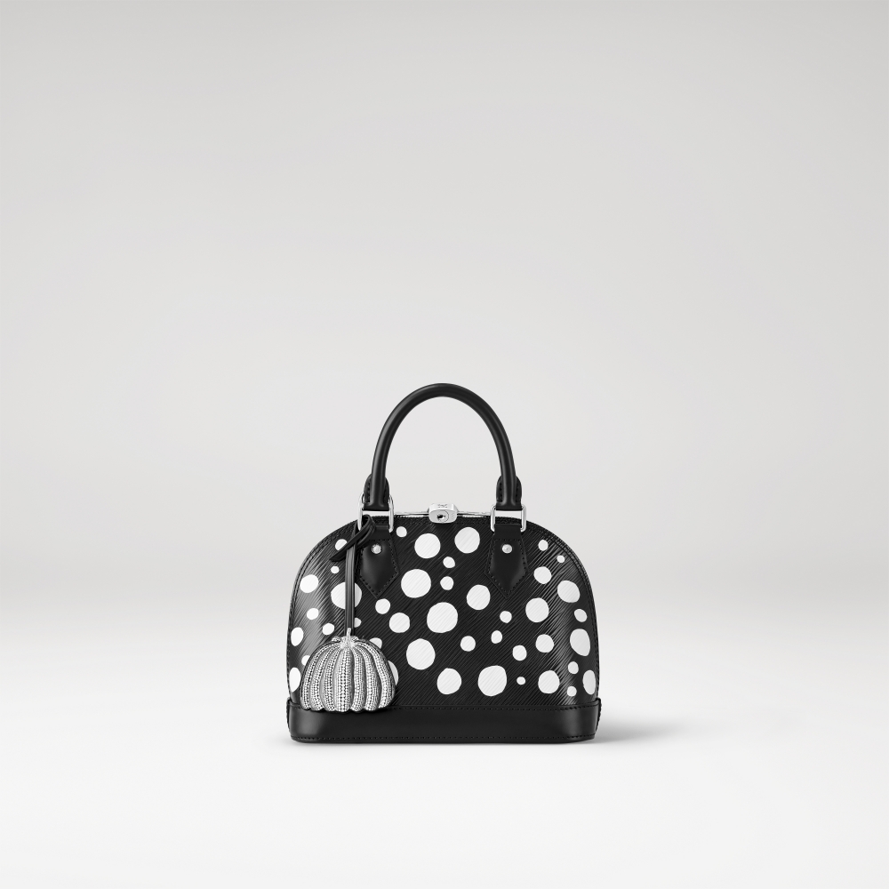 兼具摩登輪廓與知性風格